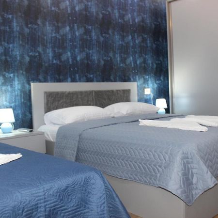 Hotel Tarasa Koutaïssi Extérieur photo