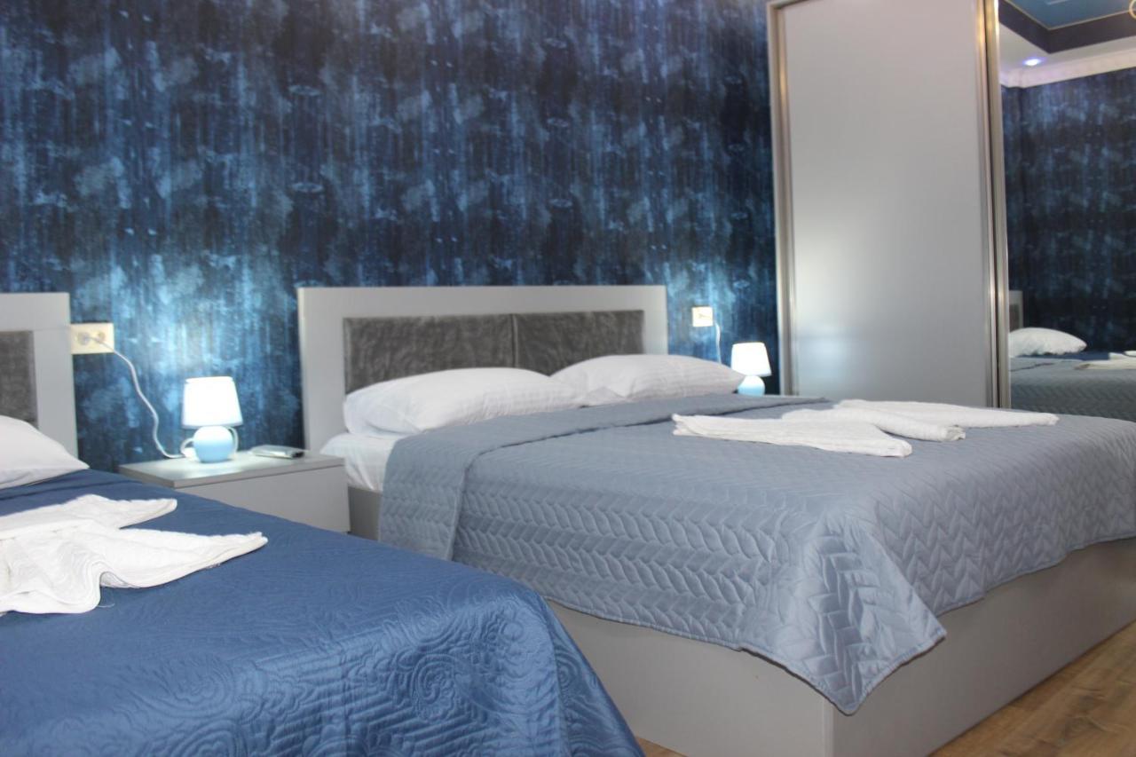 Hotel Tarasa Koutaïssi Extérieur photo