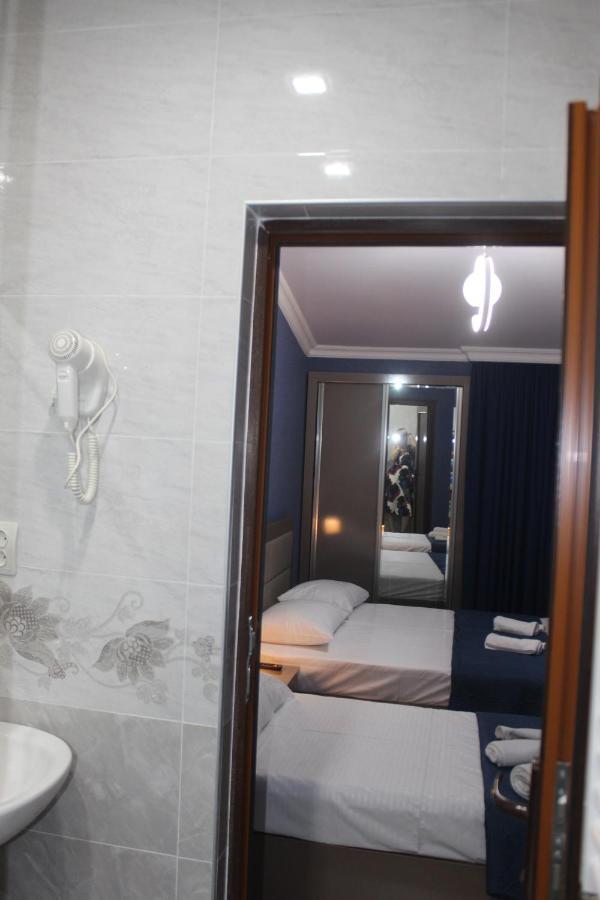 Hotel Tarasa Koutaïssi Extérieur photo